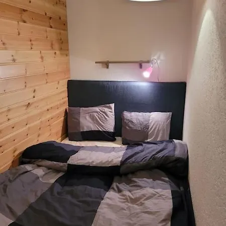 Joli Studio Renove Ski-in/ski-out Apartment